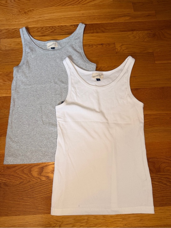 Universal Thread Tops - Universal Thread Ribbed Tank Top 2 Pack Gray White Size M NWOT